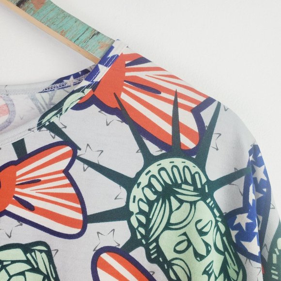 Lularoe Irma T-Shirt Statue of Liberty Sz L - Picture 3 of 10